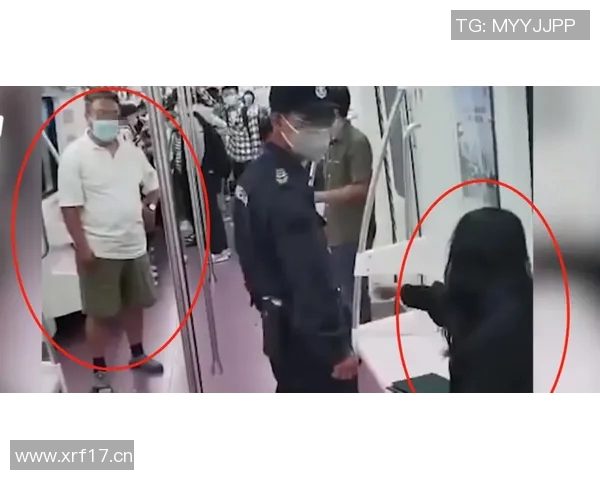 裸奔女郎19年后华丽转身成飞行员引发热议