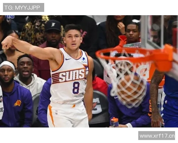 伊戈达罗表现出色22分钟内高效贡献12分3板3帽展现实力 伊戈达罗表现出色22分钟内高效贡献12分3板3帽展现实力