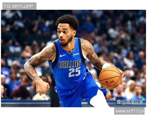 戴维斯攻防两端表现出色15投9中砍下26分12篮板5封盖压制火箭队