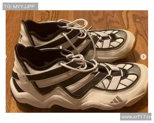 克拉克谈签名鞋科技超越Kobe5和6引发球迷热议