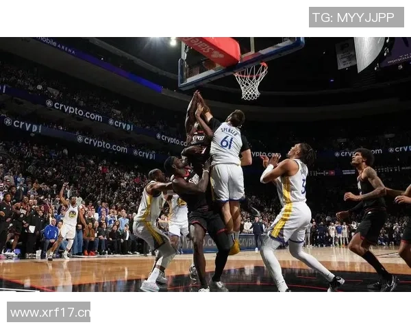 埃奇库姆状态低迷表现不佳仅得9分3板2助2断1帽难助球队取胜